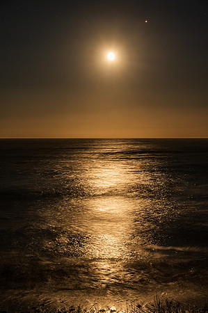 Ocean Moonrise
