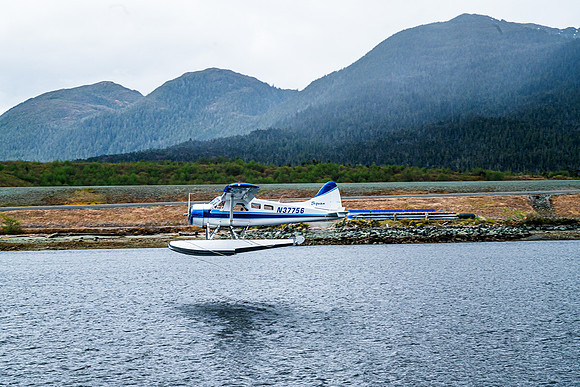 Floatplane Take Off