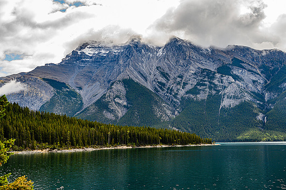 Lake Minnewanka, Banff