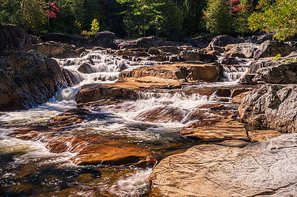 Blue Ridge Falls, Close-up